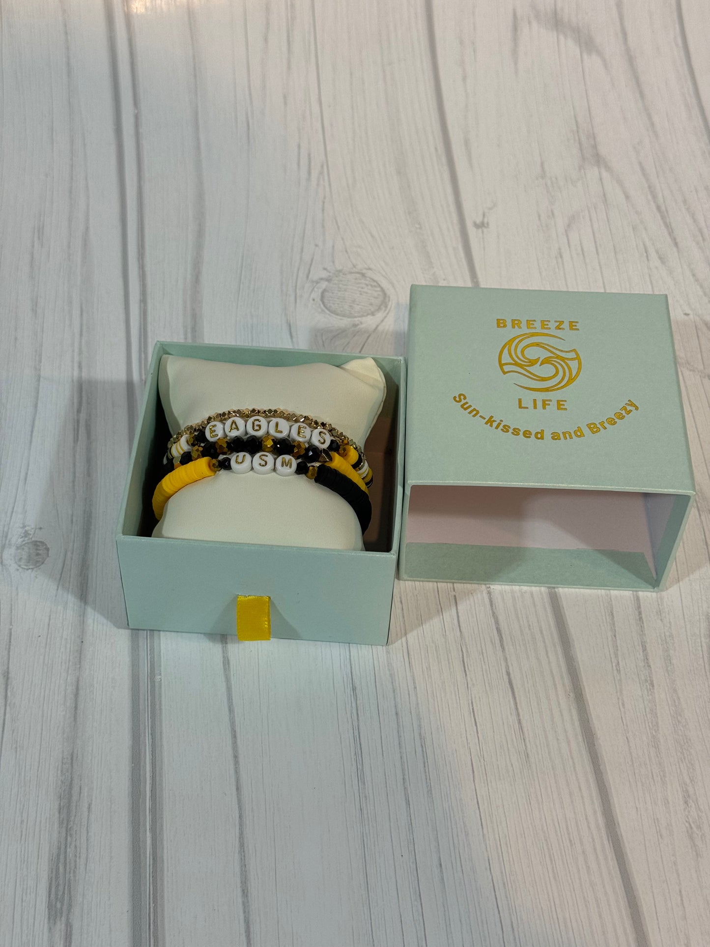 USM BRACELET STACKS