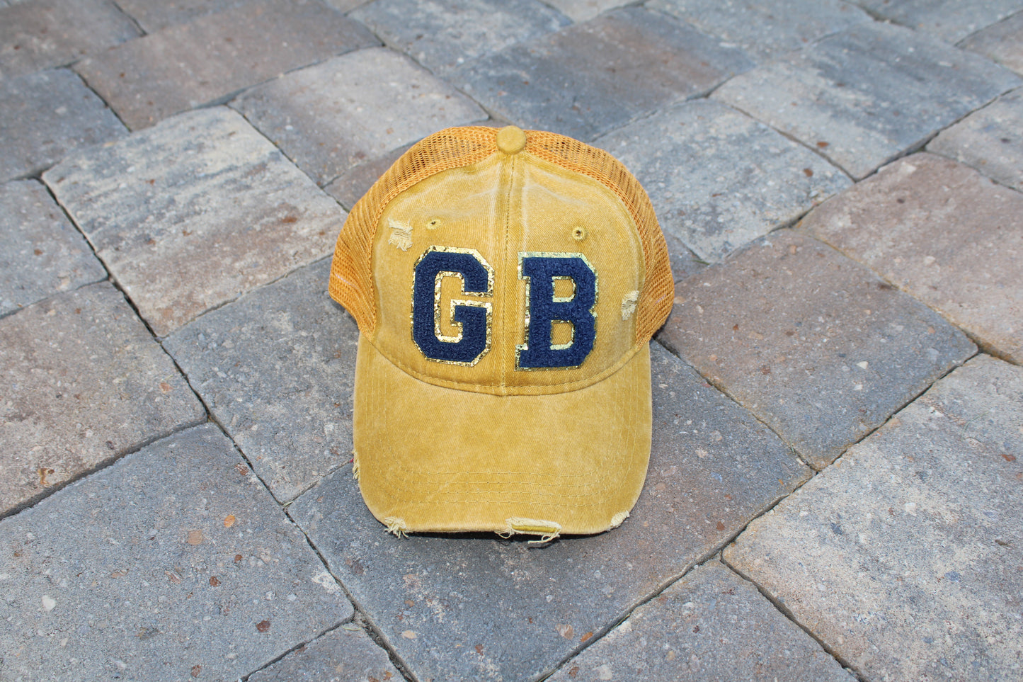 Adjustable hats